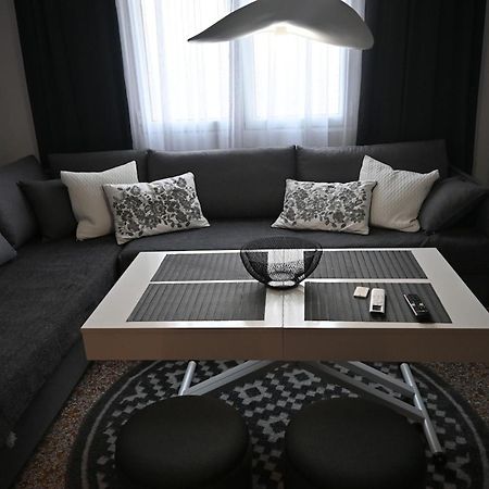 Haris 303 Apartment By Vpn Accomodation Athens Exterior photo